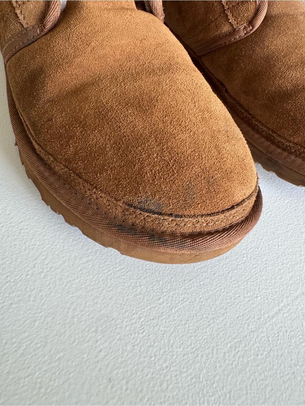 UGG Harkley Chestnut Shearling Lined 1016472 Sheepskin Mid Top Lace Casual Boots - Picture 9 of 13